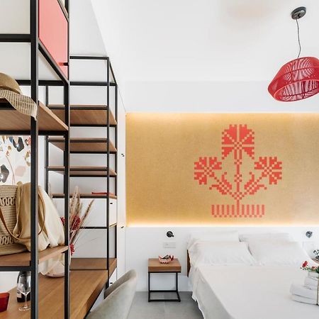 Temporas Design Rooms Кальярі Екстер'єр фото