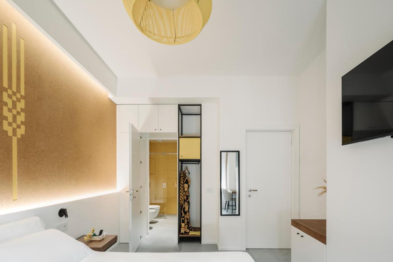 Temporas Design Rooms Кальярі Екстер'єр фото