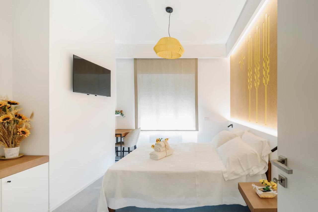 Temporas Design Rooms Кальярі Екстер'єр фото
