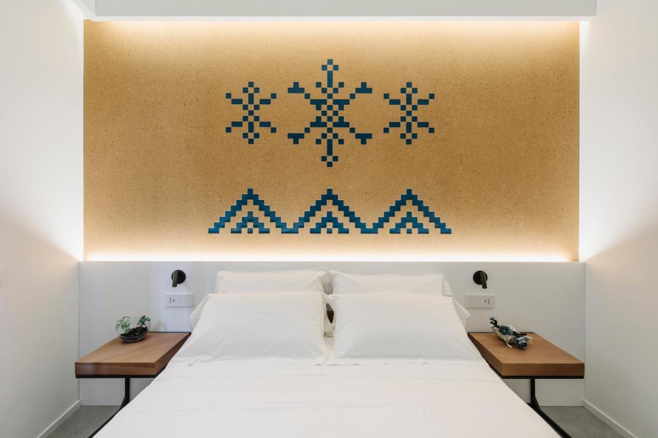 Temporas Design Rooms Кальярі Екстер'єр фото